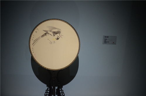 濃縮半世紀藝術教育精髓，中國工藝美術院校學術邀請展啟幕，共賞匠心與彩燈華章
